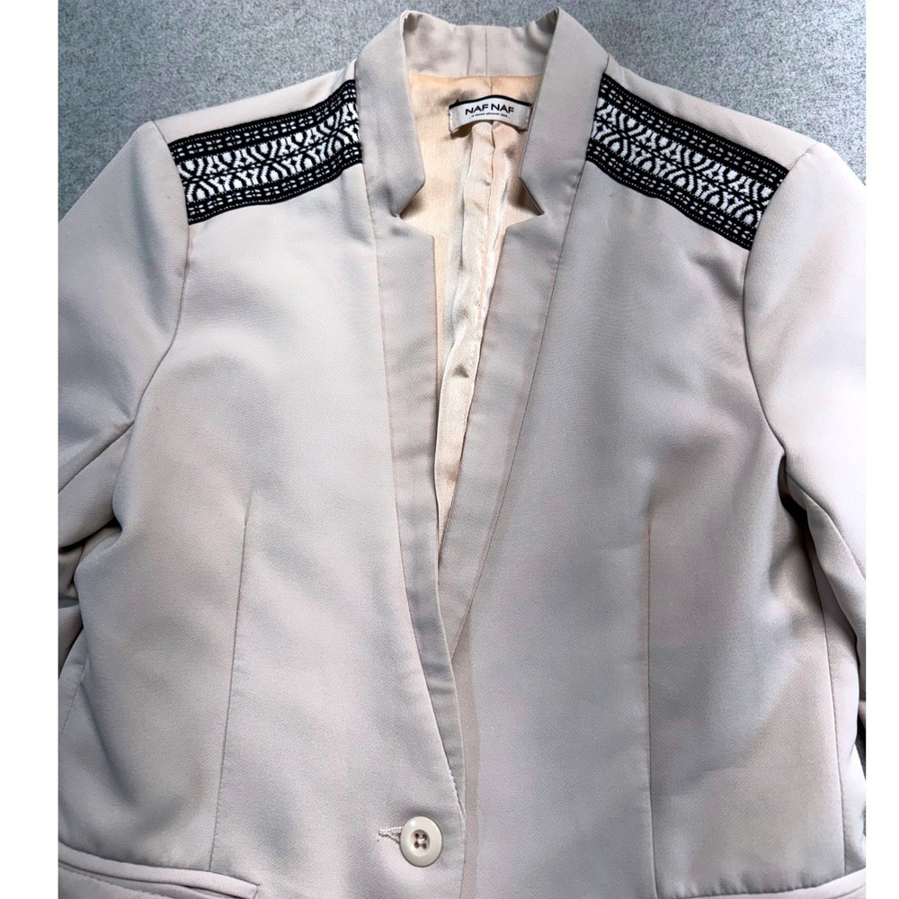 Naf Naf Blazer Womens Small Cream Embroidered Shoulder Cuff Single Button Jacket - Picture 5 of 11